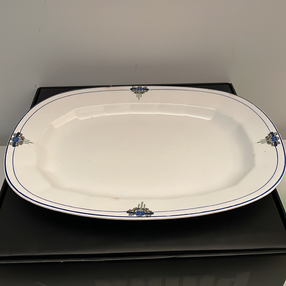 EDWIN M KNOWLES CHINA CO. ROYAL VINTAGE SERVING PLATTER VERY RARE STYLE